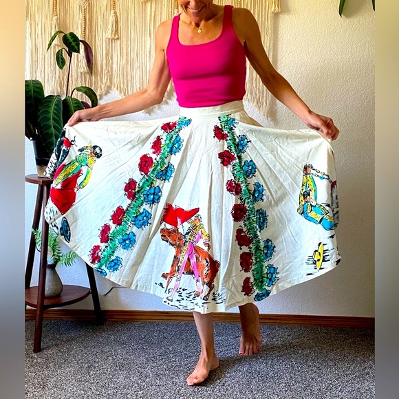 1950s hand-painted vintage matador circle skirt ππ» - Picture 3 of 16